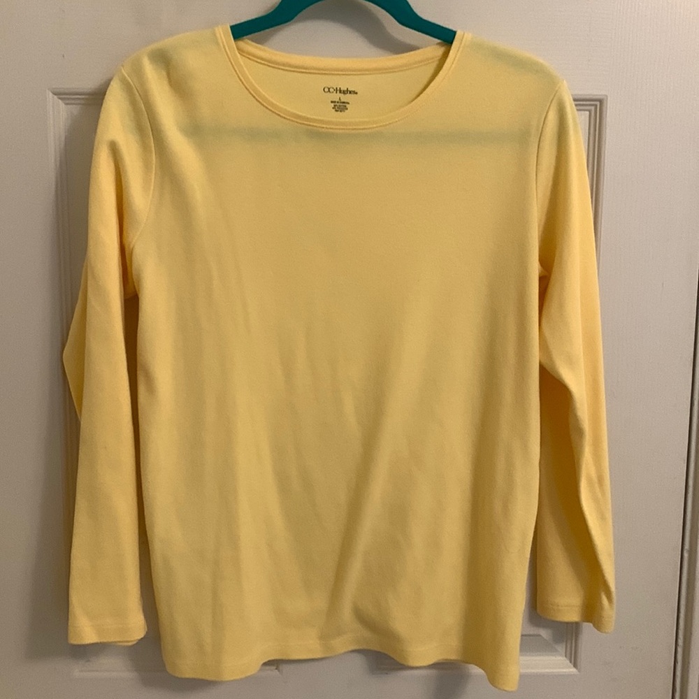 Long-sleeved Yellow Knit T-shirt